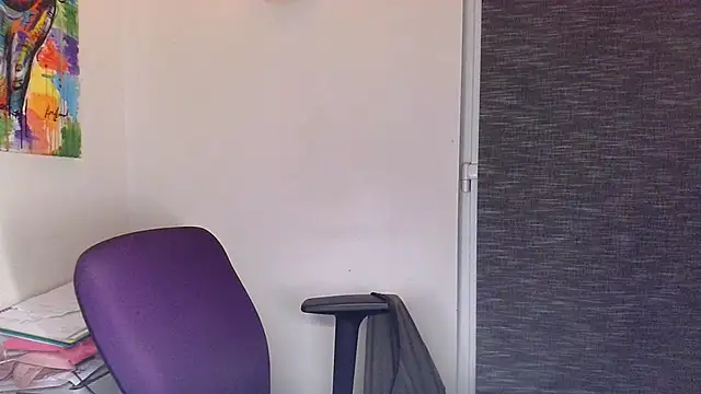 Snapshot of Mysteriouscouple77 chatting on October 16, 7:26 pm Mysteriouscouple77 online show from October 16, 7:26 pm