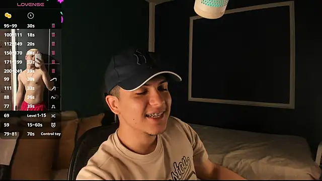 Brat  online show from December 6, 8:18 pm