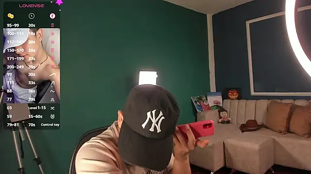 Brat  online show from January 27, 5:37 pm