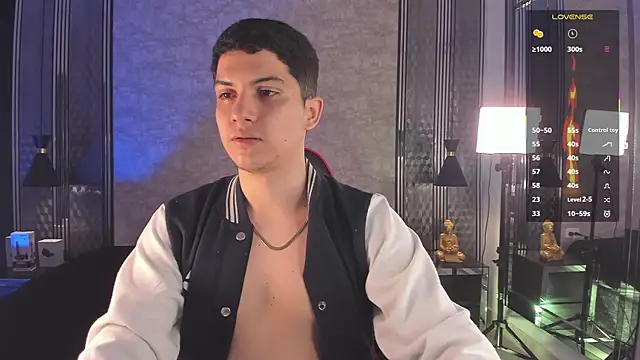 Brat  online show from November 9, 8:29 pm