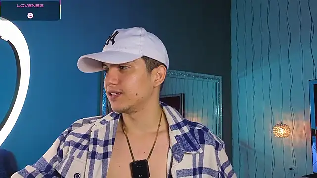 Brat  online show from March 17, 5:33 am