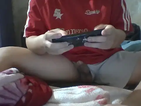 Snapshot of Yuta8_8 chatting on October 29, 3:14 pm Yuta8 8 online show from October 29, 3:14 pm