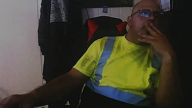 KrazyLegz online show from September 23, 8:45 pm