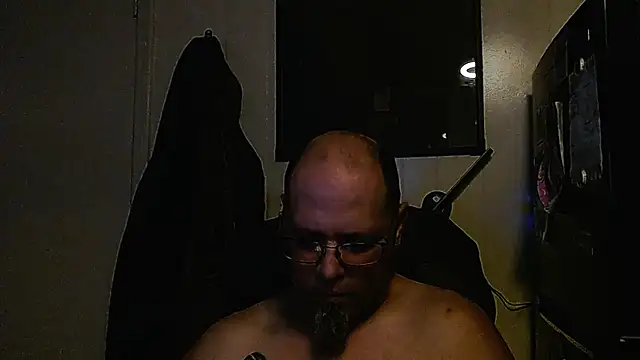 KrazyLegz online show from November 17, 8:53 am