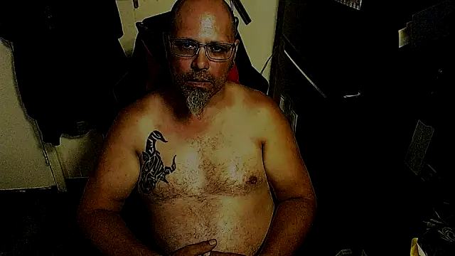 KrazyLegz online show from June 20, 2:58 am