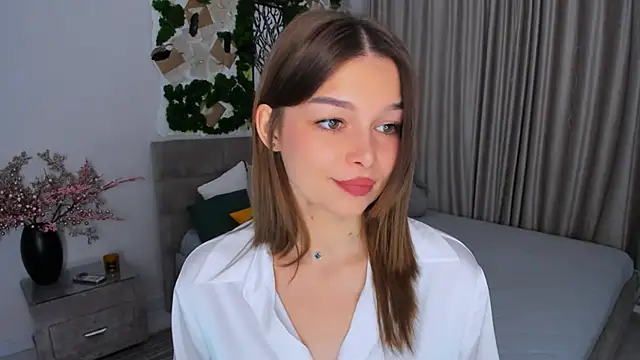 ContinentOfTranquility online show from February 7, 4:16 am