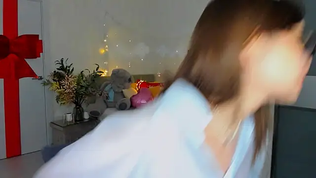 ContinentOfTranquility online show from February 18, 10:36 pm