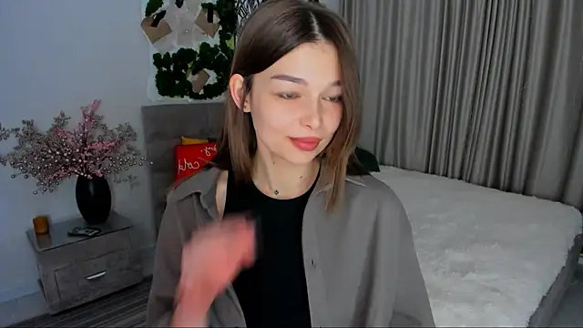 ContinentOfTranquility online show from March 23, 3:10 am