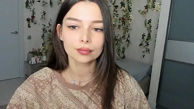 ContinentOfTranquility online show from November 23, 4:01 am