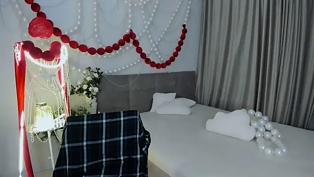 ContinentOfTranquility online show from April 14, 4:07 am