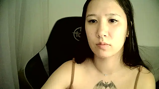 Snapshot of Japabaixinha chatting on March 15, 9:49 pm Japabaixinha online show from March 15, 9:49 pm