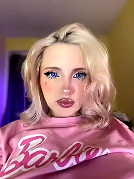 Snapshot of Melissa_cum chatting on October 14, 12:11 am Melissa cum online show from October 14, 12:11 am