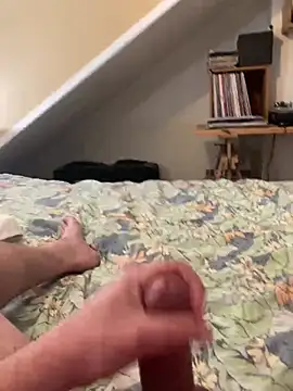 LivingLegend1978 online show from March 15, 8:53 am