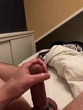 LivingLegend1978 online show from March 30, 10:00 pm