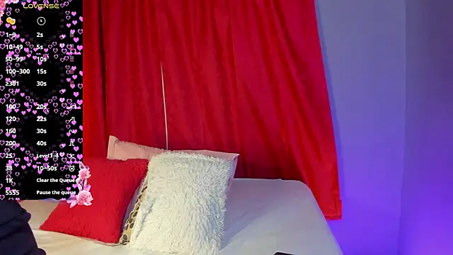 EmmaSmith06 online show from December 15, 5:17 pm