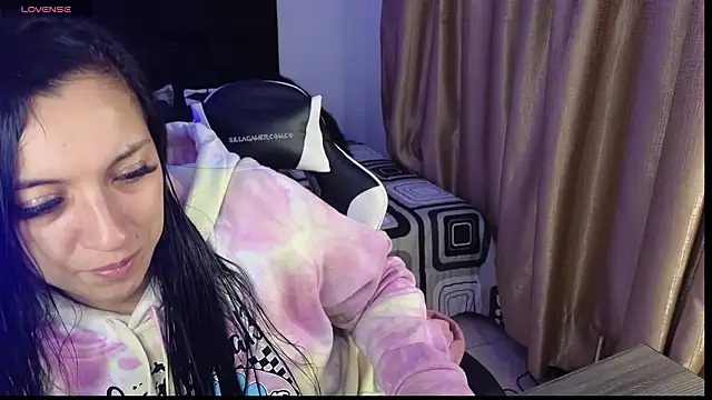 Snapshot of Majuu__ chatting on February 28, 11:00 am Majuu online show from February 28, 11:00 am