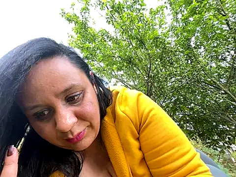 Snapshot of Danielaa_a chatting on October 28, 9:50 pm Danielaa a online show from October 28, 9:50 pm