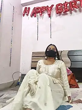 wildbabes online show from February 2, 7:01 pm