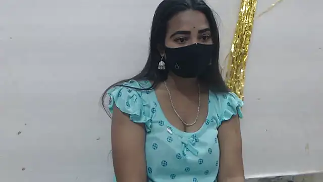 wildbabes online show from March 17, 8:01 pm