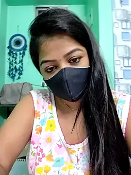 Monalisa Singh online show from April 15, 7:10 pm