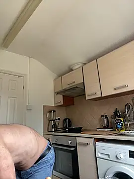 Yourhotboy 42 online show from March 8, 1:04 pm