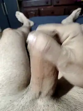 quierodarleche69 online show from April 7, 1:28 am