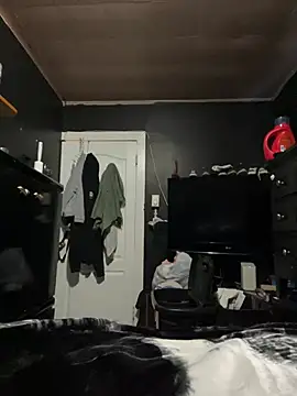 ElPollo77 online show from December 18, 2:49 pm