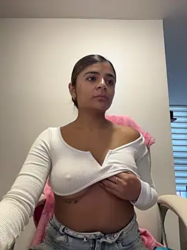 pamell col online show from February 17, 10:38 pm