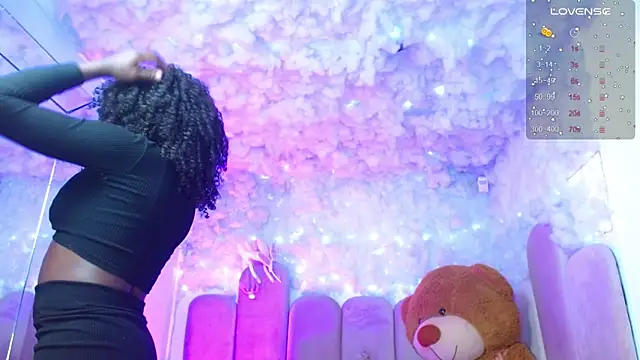 puca ebony online show from November 21, 7:34 pm