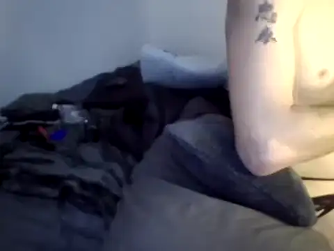 Iliketocooksquirt25 online show from March 7, 12:37 am