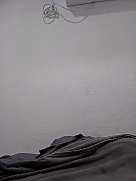 Iliketocooksquirt25 online show from September 18, 3:30 am