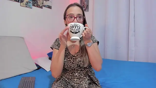 Snapshot of Jessica_Herrera_ chatting on February 4, 9:31 pm Jessica Herrera online show from February 4, 9:31 pm