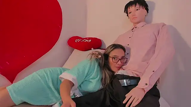 Snapshot of Jessica_Herrera_ chatting on February 16, 4:09 am Jessica Herrera online show from February 16, 4:09 am