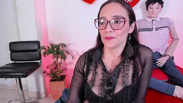 Snapshot of Jessica_Herrera_ chatting on November 7, 9:48 pm Jessica Herrera online show from November 7, 9:48 pm