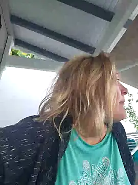 Snapshot of lady_charlyne chatting on February 5, 11:55 am lady charlyne online show from February 5, 11:55 am