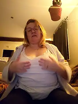 lady charlyne online show from January 9, 7:04 pm