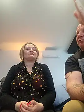 Snapshot of lady_charlyne chatting on April 15, 6:26 pm lady charlyne online show from April 15, 6:26 pm