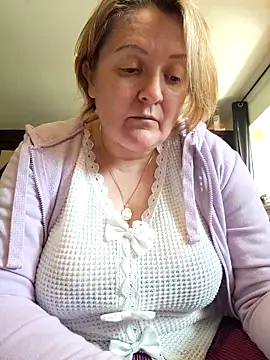 Snapshot of lady_charlyne chatting on May 7, 11:59 am lady charlyne online show from May 7, 11:59 am