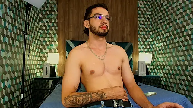 Michael magno online show from September 18, 9:06 pm