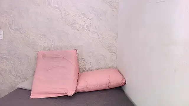 sofi balvin online show from March 4, 7:22 pm