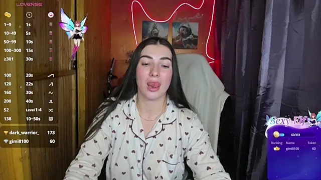 Snapshot of Fiery_Brunette_ chatting on December 31, 12:04 pm Fiery Brunette  online show from December 31, 12:04 pm