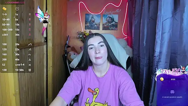 Snapshot of Fiery_Brunette_ chatting on January 24, 5:21 pm Fiery Brunette  online show from January 24, 5:21 pm