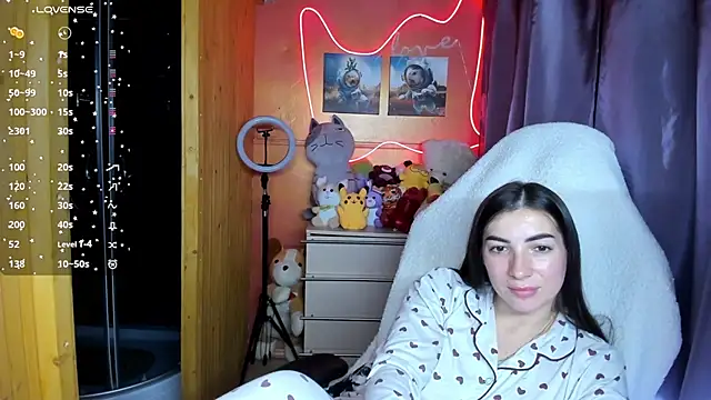 Snapshot of Fiery_Brunette_ chatting on September 29, 5:51 pm Fiery Brunette  online show from September 29, 5:51 pm