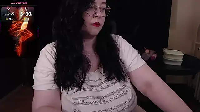 poshmistress online show from July 15, 5:34 am