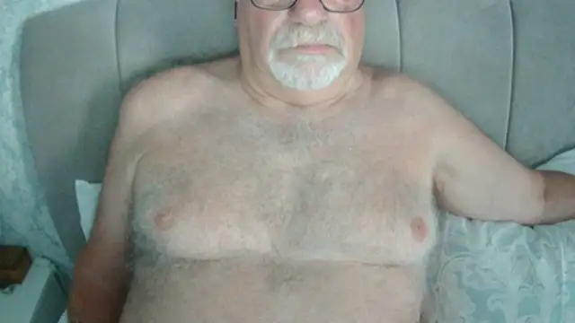easyman4u2 online show from June 29, 4:52 am