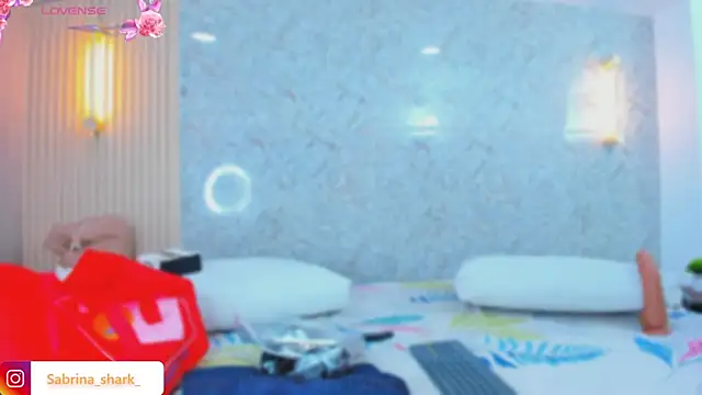 Snapshot of sabrina_shark_ chatting on October 29, 3:09 am sabrina shark online show from October 29, 3:09 am