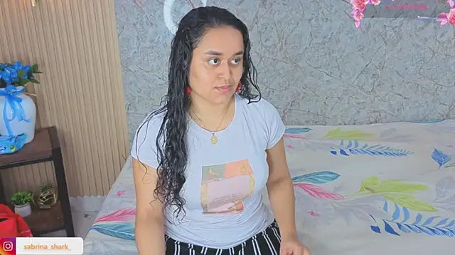 sabrina shark  online show from December 19, 1:34 am