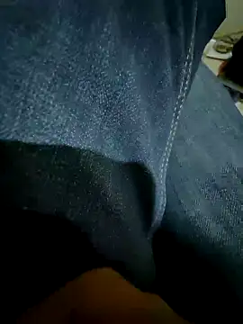 Snapshot of khema99 chatting on March 19, 1:10 am khema99 online show from March 19, 1:10 am