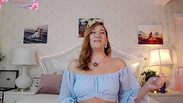IreneHope online show from May 26, 8:54 am
