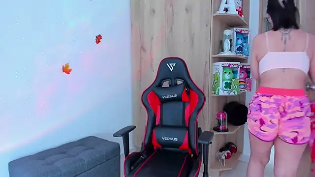  amanda seyfried19 online show from February 24, 4:15 pm